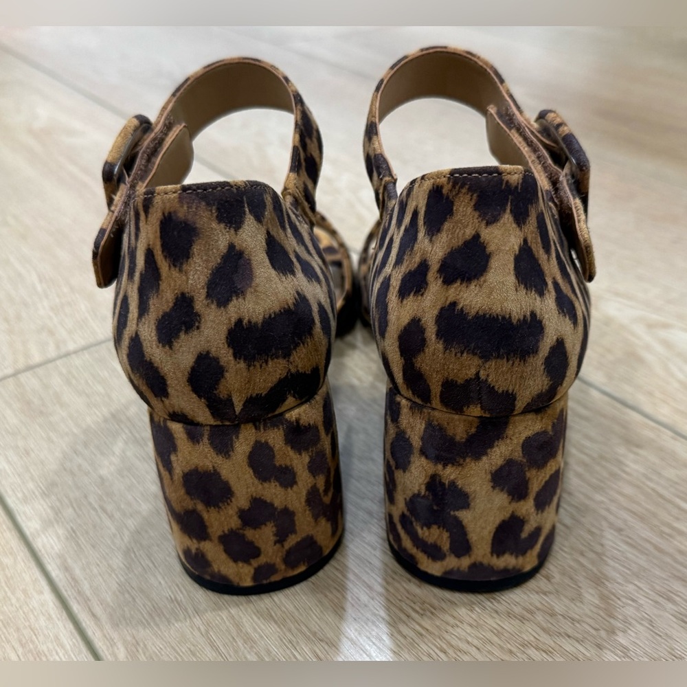Vionic Chardonnay Leopard Block Heel Sandals Size 10 New - Picture 6 of 9